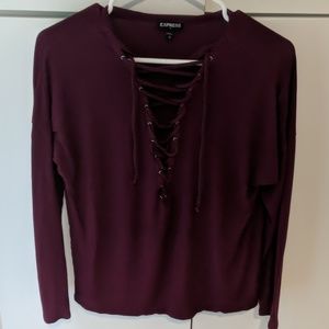 Medium maroon express lace up top express